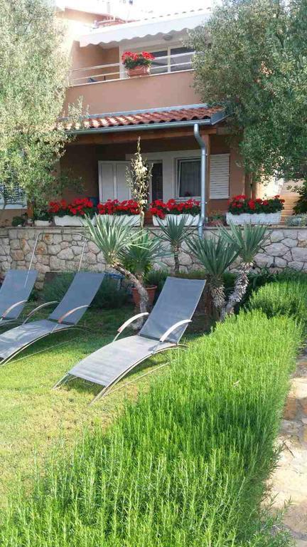 Apartman Mare Maslenica Exterior foto